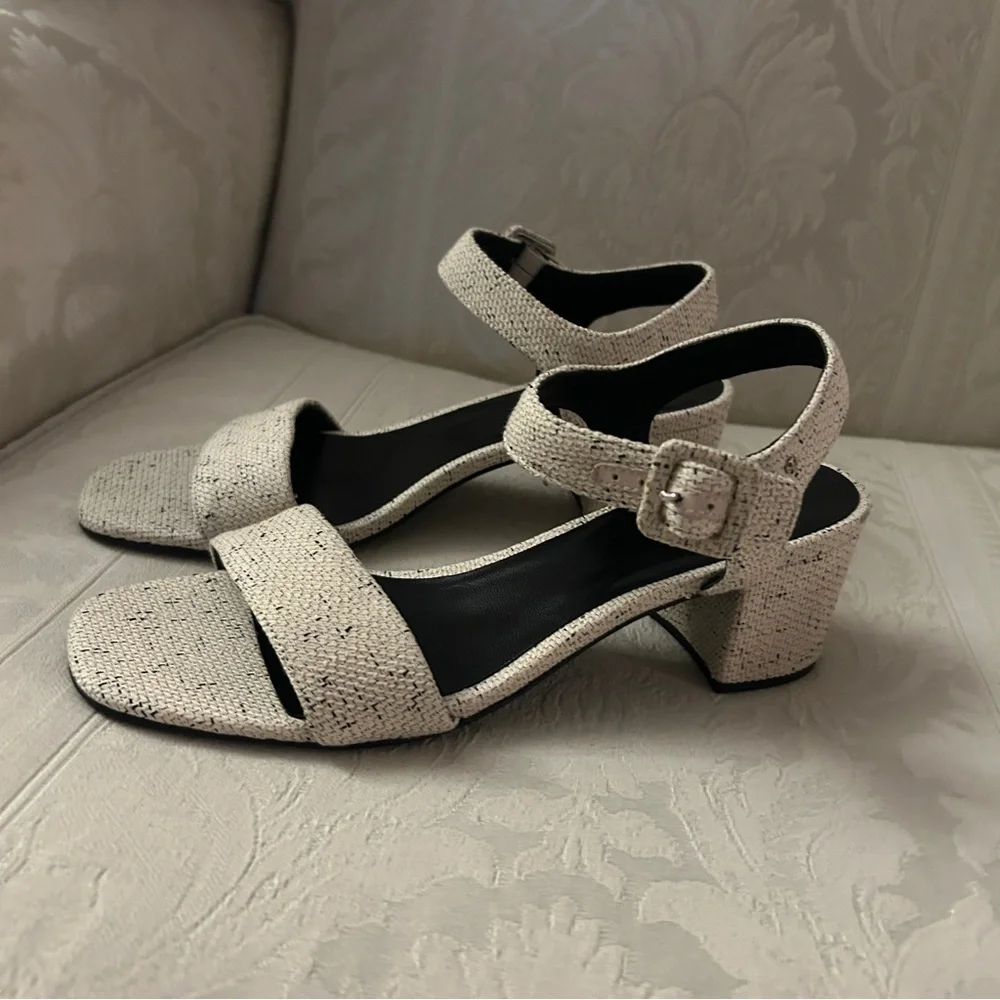Minimalist! Tory Burch DOUBLE T CITY SANDAL size 9